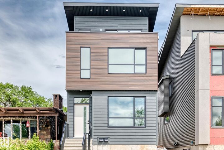 9637 85 Street NW — photo 1