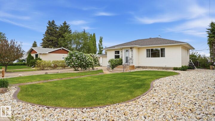 Property Photo:  5206 45 Avenue  AB T9C 1A2 