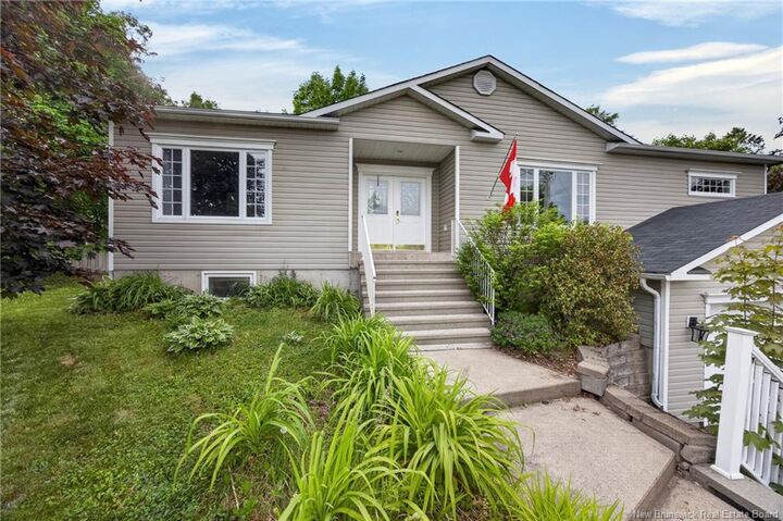 Property Photo:  91 Maclean Court  NB E3G 9Y1 