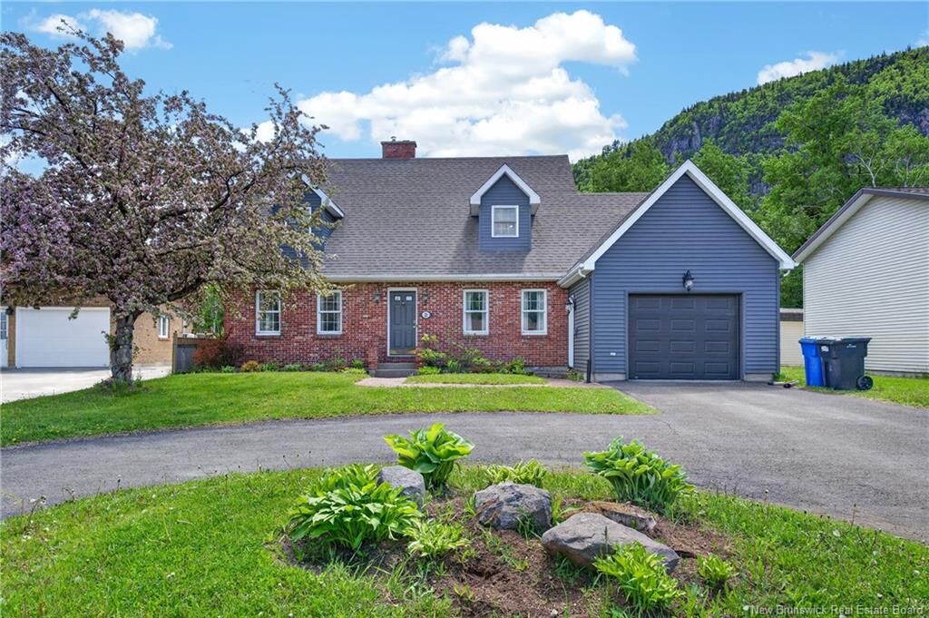 Property Photo:  22 Walker Crescent  NB E3N 3N8 