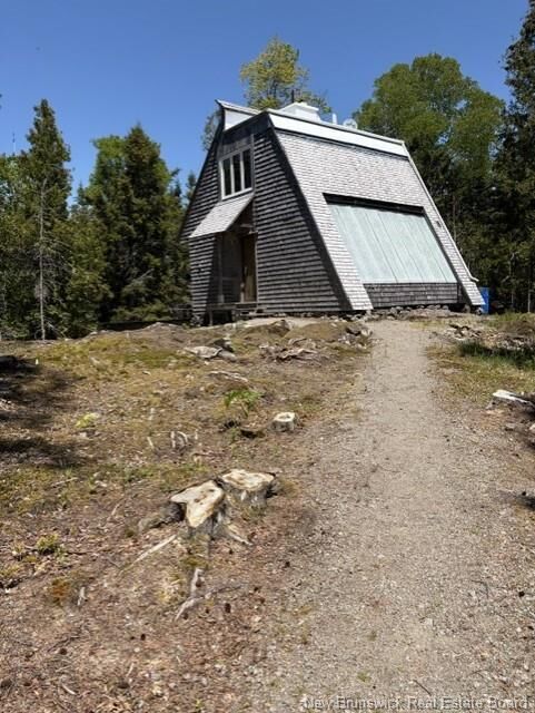 199 Fiander Road — photo 1