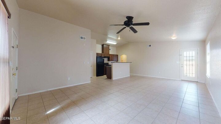 Property Photo:  10445 Silvercloud Drive  TX 79924 
