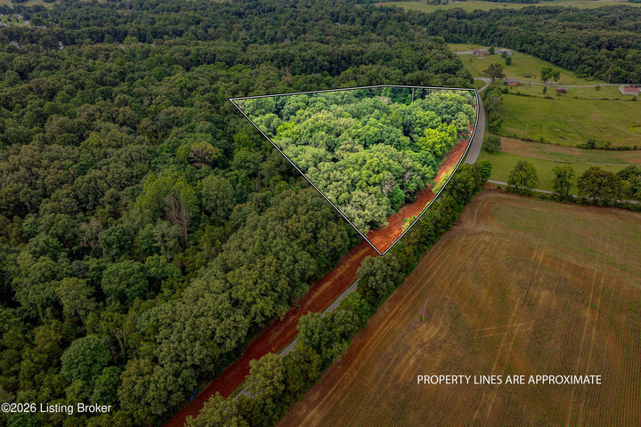 Property Photo:  930 Garrett Rd  KY 40108 