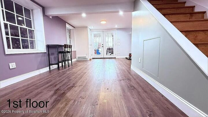 Property Photo:  104 Hickory Circle  PA 18426 