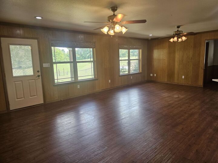 Property Photo:  1316 E Cr 236 1316 Brown Road  TX 75652 