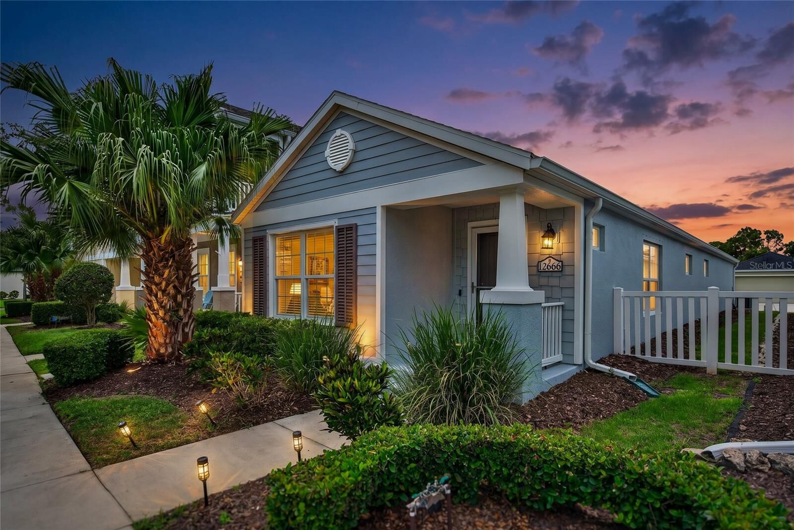 Property Photo:  12666 Shimmering Oak Circle  FL 34293 
