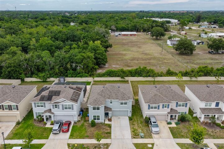 Property Photo: 5244 Fiddle Fig Avenue FL 33598