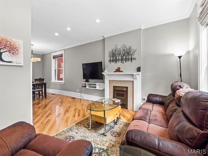 Property Photo:  4233 Botanical Avenue  MO 63110 