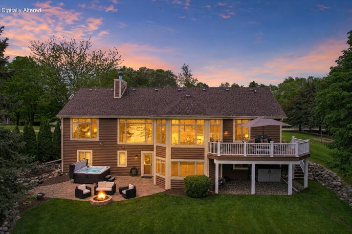 Property Photo: N61w37631 Parkview Dr WI 53066