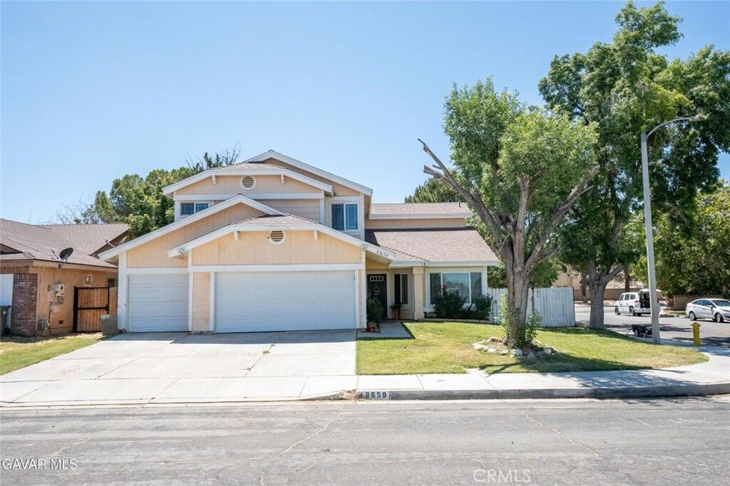 Property Photo:  43659 Serenity Court  CA 93535 