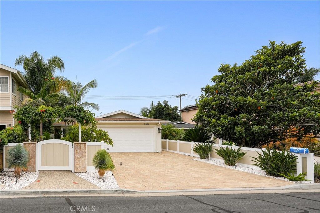 Property Photo:  34595 Calle Portola  CA 92624 