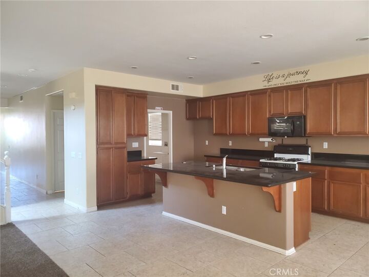 Property Photo: 1678 Gazebo CA 92545