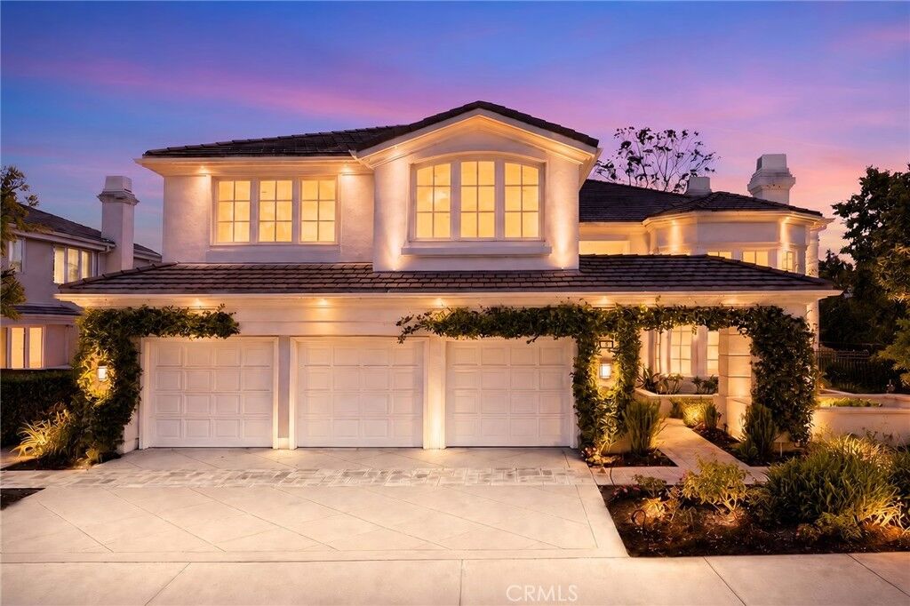 Property Photo:  5 Chester  CA 92603 