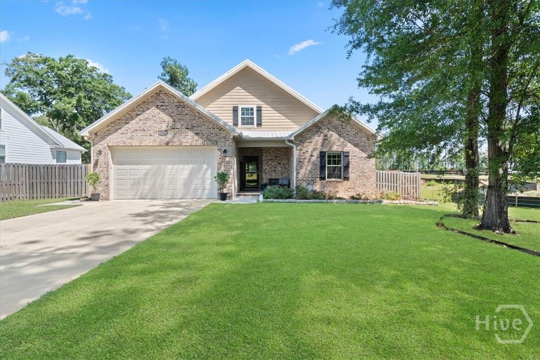 Property Photo:  1492 Fort Howard Road  GA 31326 