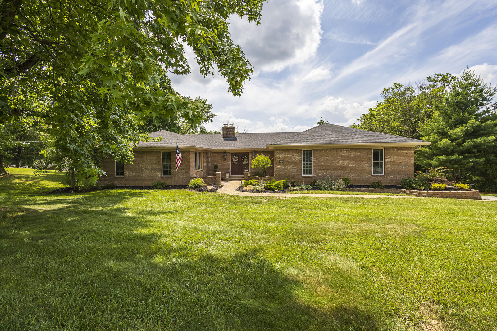 Property Photo: 10509 Killarney Drive KY 41091