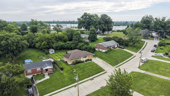 Property Photo:  410 Silverlake Avenue  KY 41018 