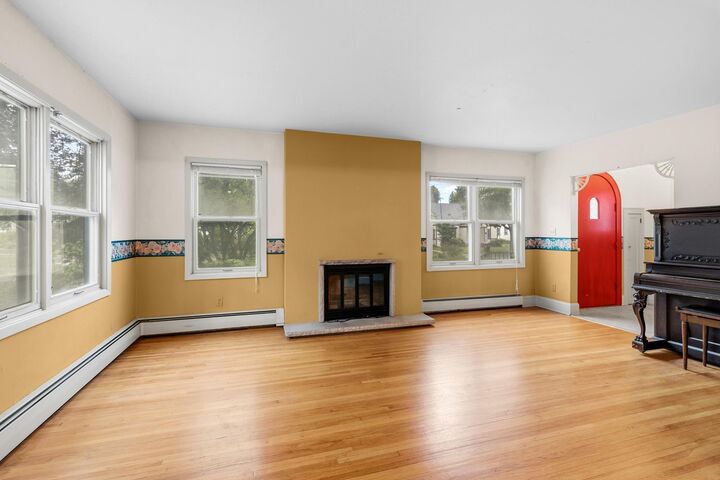 Property Photo: 2731 Cleveland Street NE MN 55418