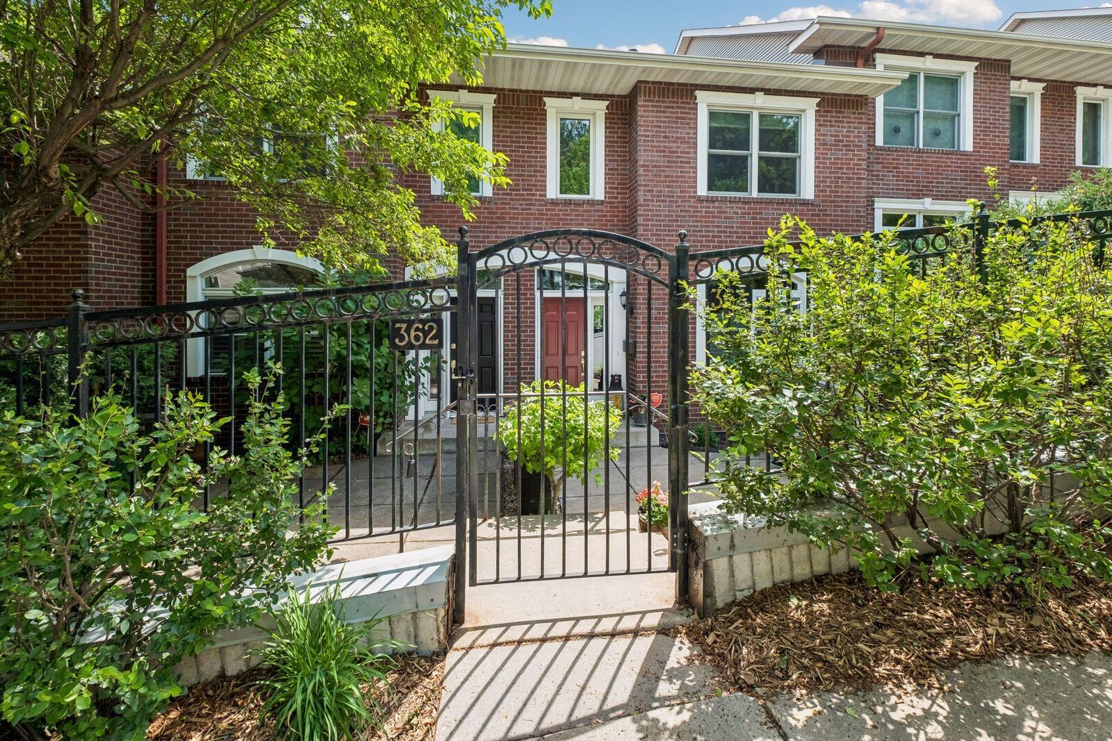 Property Photo:  362 Ramsey Street  MN 55102 