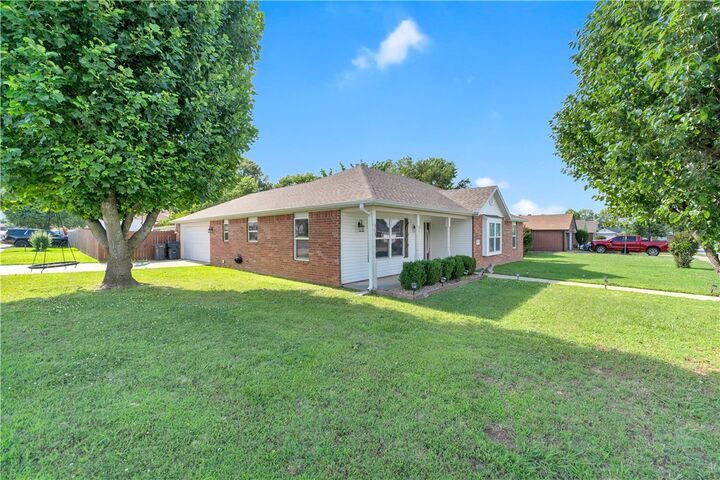 Property Photo: 1606 24th Place AR 72758