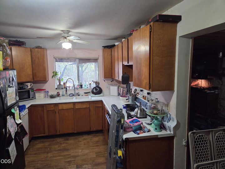 Property Photo: 819 Ulrich Road OR 97536