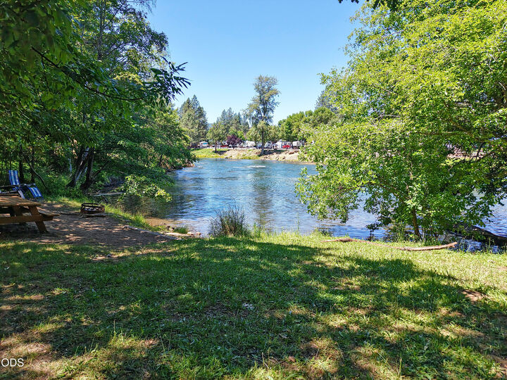 Property Photo: 12 Pine Street OR 97539