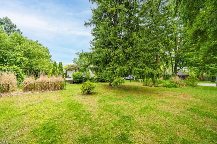 Property Photo:  306 Appleby Road  ON L9G 2V7 