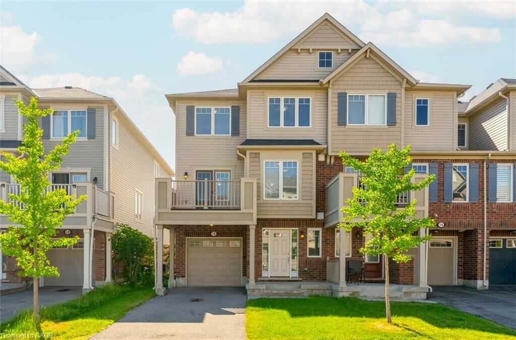 Property Photo: 16 Suitor Court ON L9T 8S1