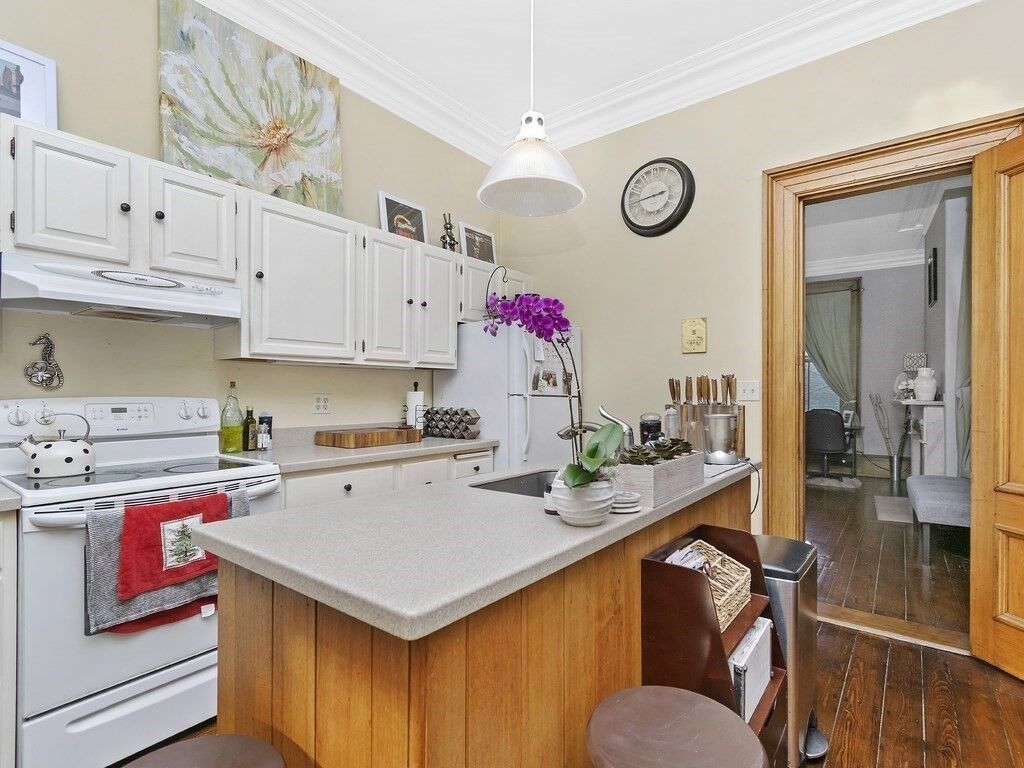 Property Photo:  22 Monument Square 2  MA 02129 