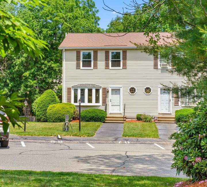 Property Photo:  29 Northwoods Cir 29  MA 01801 