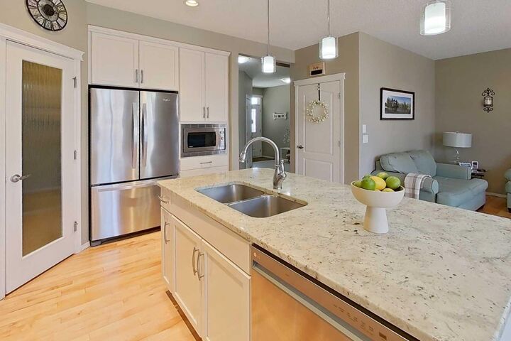 Property Photo:  28 Cranarch Crescent SE  AB T3M 2J2 