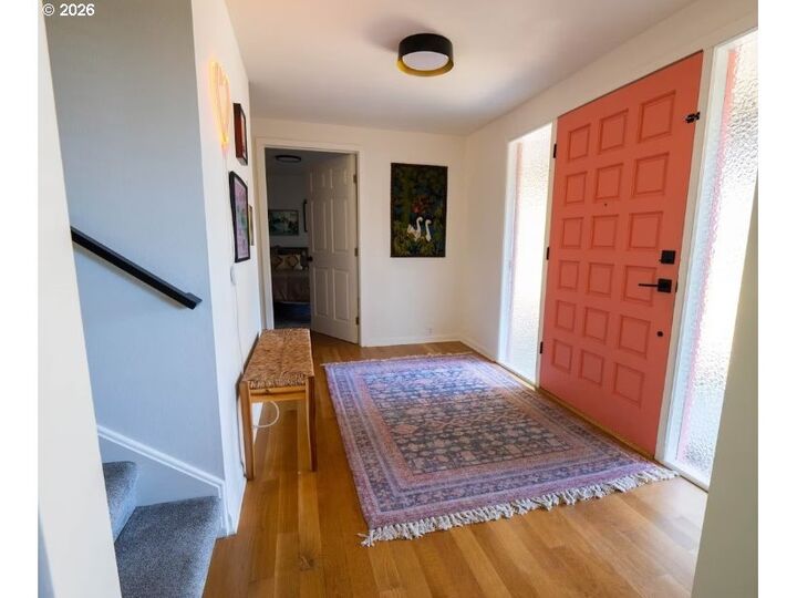 Property Photo:  1520 W 28th Pl  OR 97405 