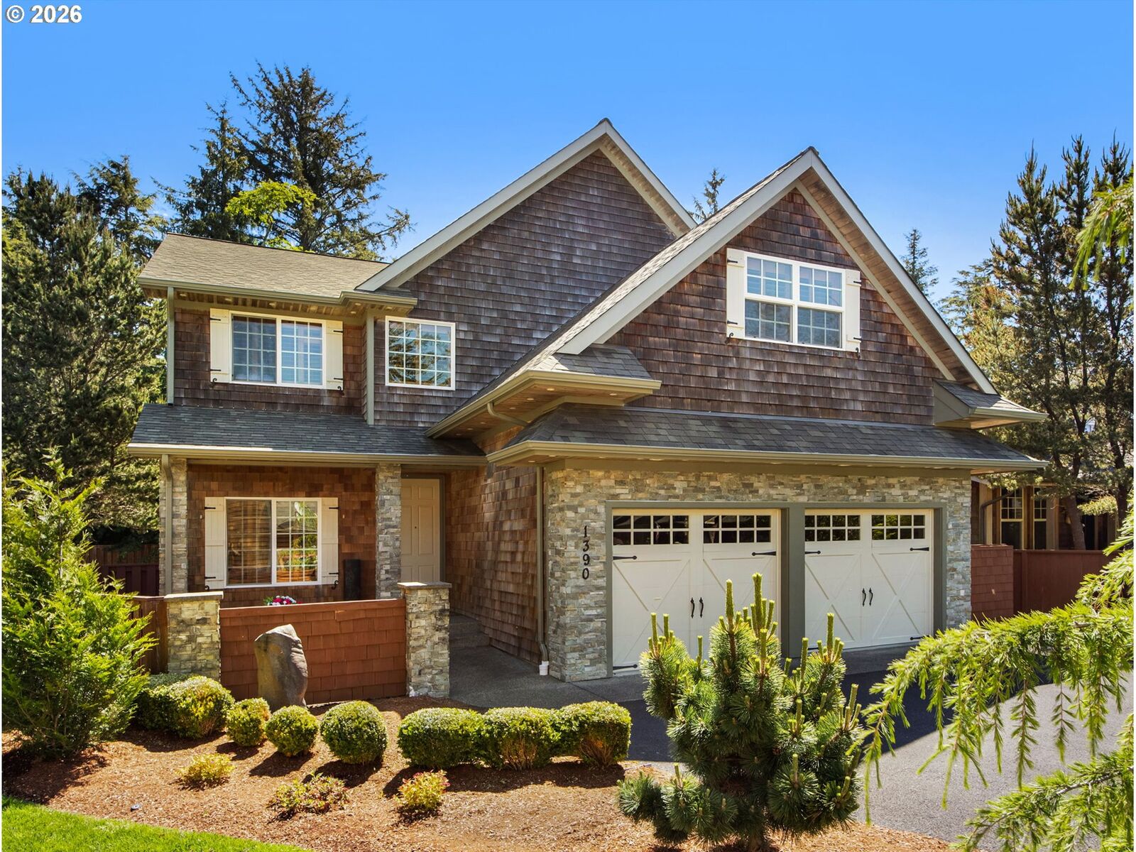 Property Photo:  1390 Sea Ridge Ln  OR 97138 