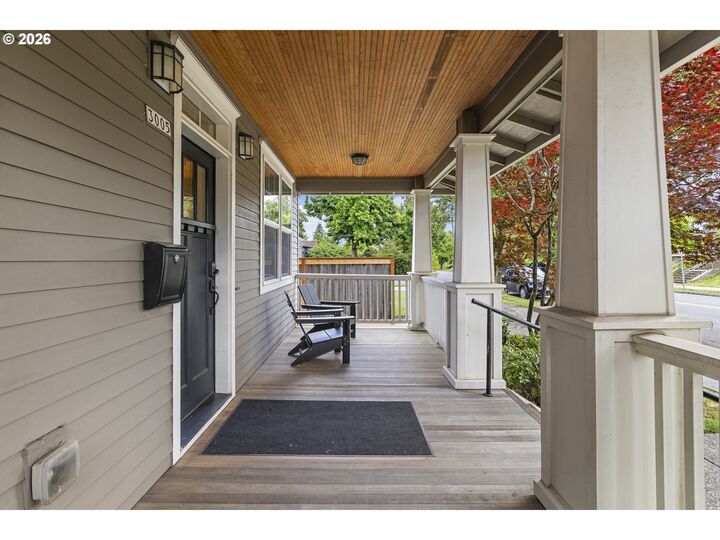 Property Photo: 3005 NE Dekum St OR 97211