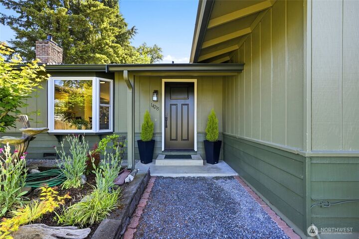 Property Photo: 14215 55th Avenue NE WA 98271