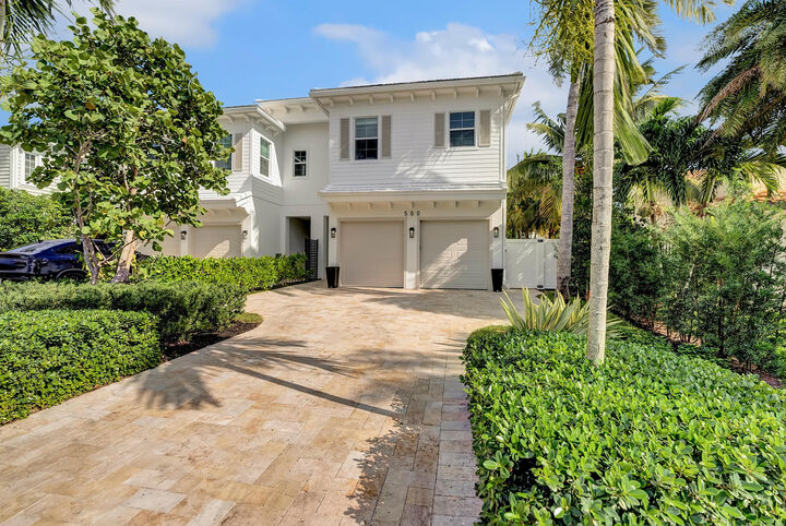 Property Photo:  500 NE Wavecrest Way  FL 33432 