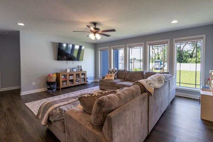 Property Photo:  532 White Dogwood Circle  KY 42101 