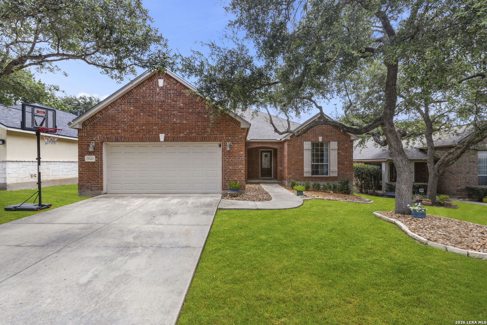 Property Photo:  19522 Highgrove Ln  TX 78258 