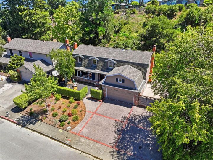 Property Photo: 3045 Atwater Drive CA 94010