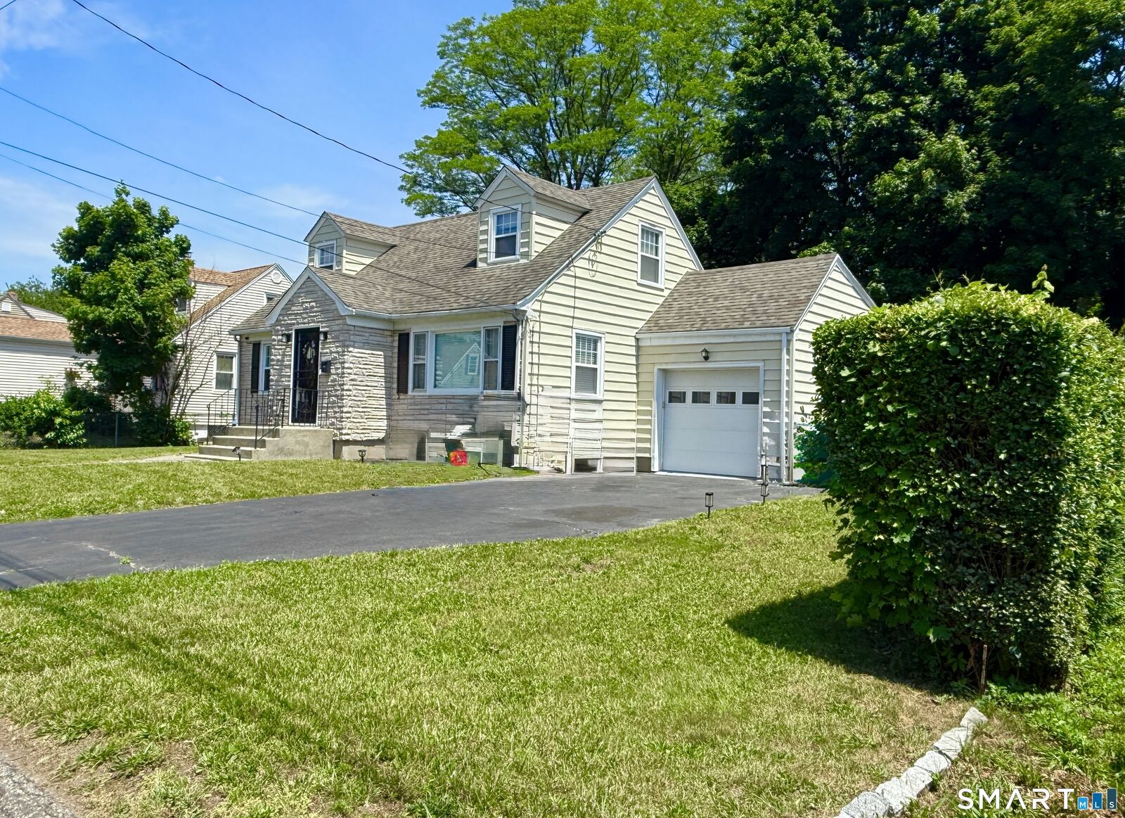 Property Photo: 171 Boswell Street CT 06615