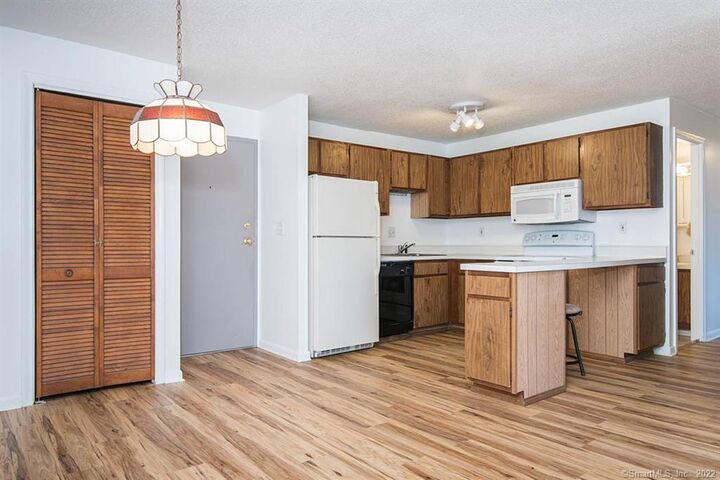 Property Photo: 1323 Harbor View Drive 1323 CT 06067