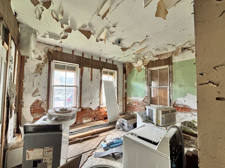 Property Photo:  95 Sugar Street  OH 45601 