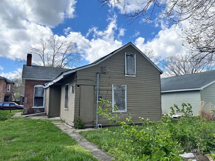 Property Photo:  91 Sugar Street  OH 45601 