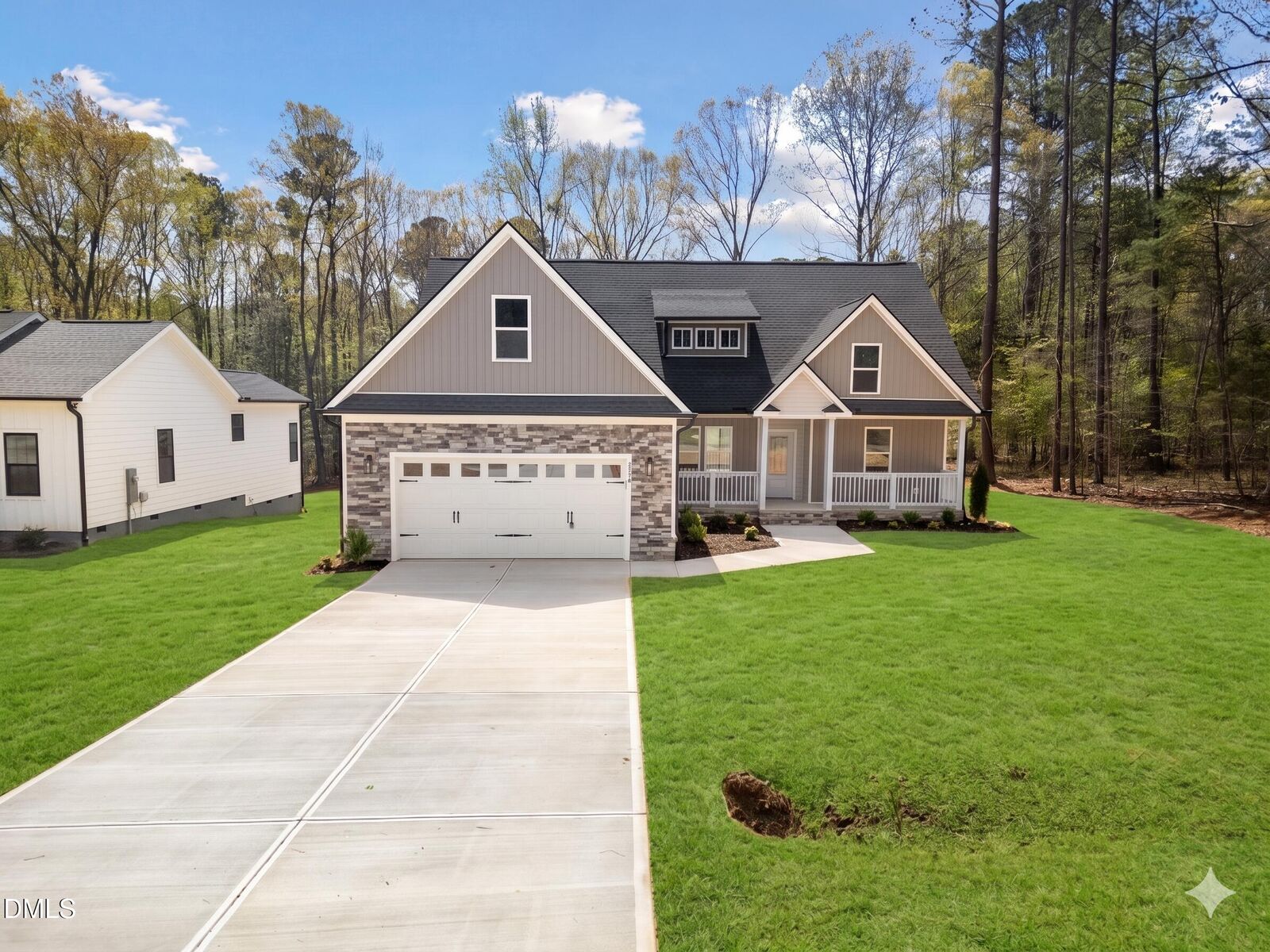 Property Photo: 116 Blackfoot Drive NC 27549