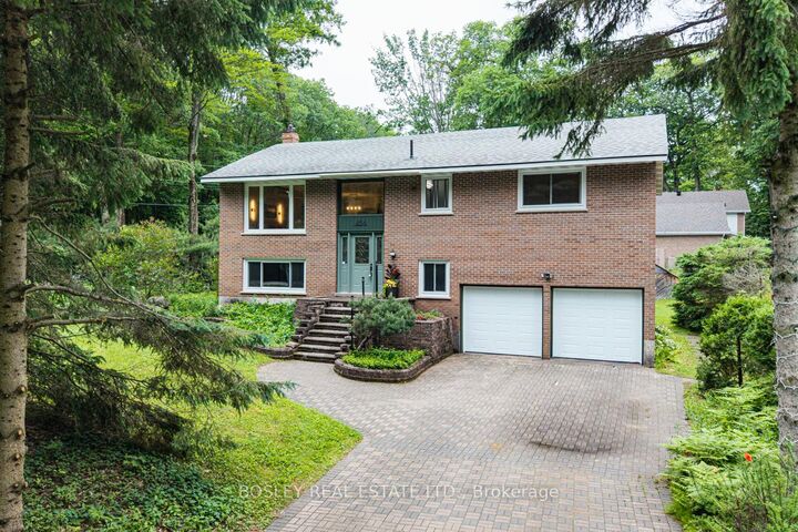 Property Photo: 456 Parkview Court ON L4R 5G3