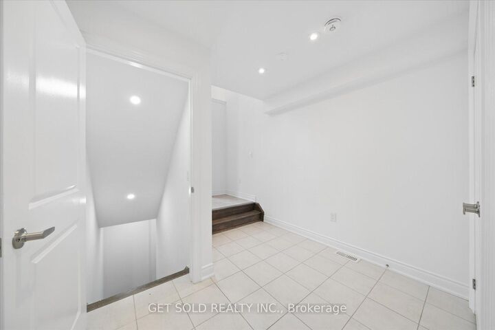 Property Photo: 1761 Magenta Road ON L1X 0E1
