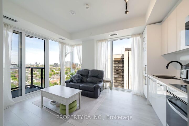 280 Dundas Street W 1702 — photo 1