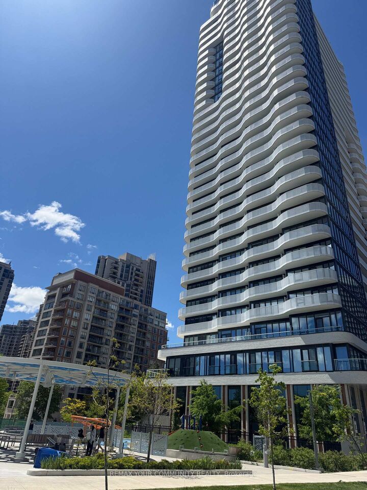 15 Holmes Avenue 401 — photo 1
