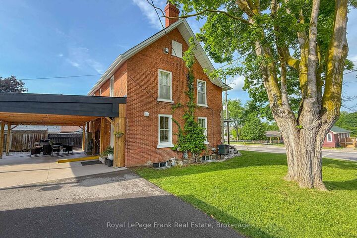 Property Photo: 15578 Simcoe Street ON L9L 1M2
