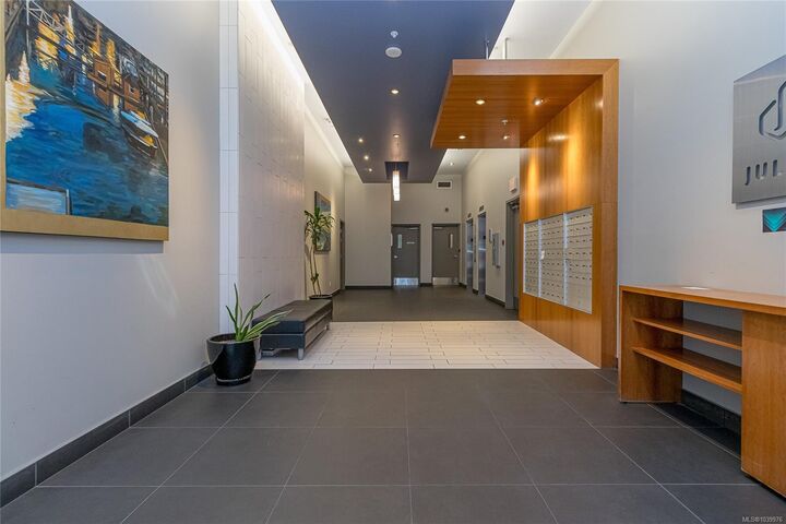 Property Photo: 760 Johnson St #1204 BC V8W 0A4