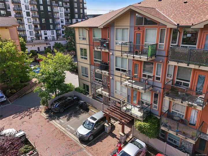Property Photo: 825 Goldstream Ave #102 BC V9B 2X8